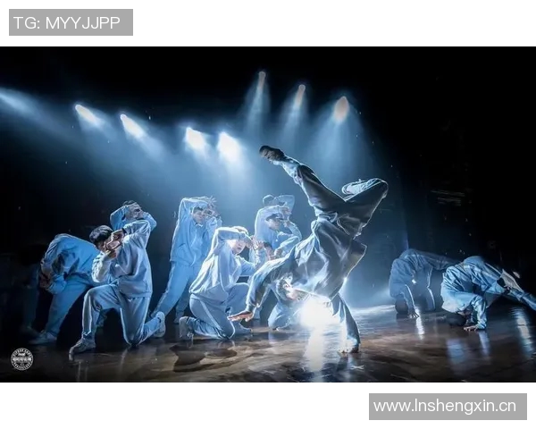 上海街舞队的文化意识探讨与城市街舞发展的新视角 上海街舞队的文化意识探讨与城市街舞发展的新视角