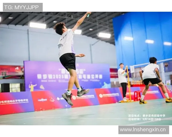 成都羽毛球队选拔赛点评:节奏掌控与技术发挥的完美结合 成都羽毛球队选拔赛点评:节奏掌控与技术发挥的完美结合