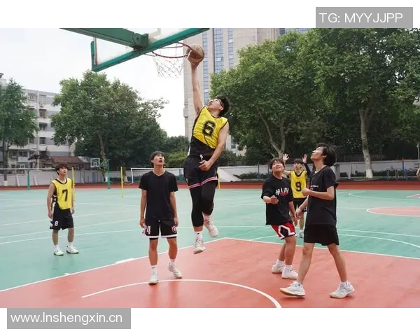 南京篮球队荣登篮球配合排行榜第七名展现团队实力与默契